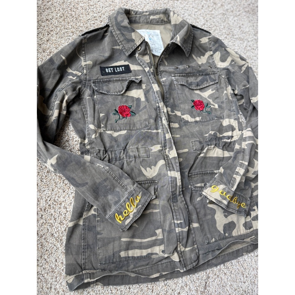 Y2K Camo Utility Jacket Embroidered rose‎ patches Get Lost Hello women size S